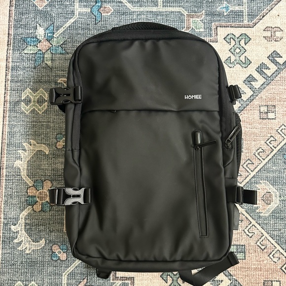 Expandable compression backpack - Picture 9 of 9